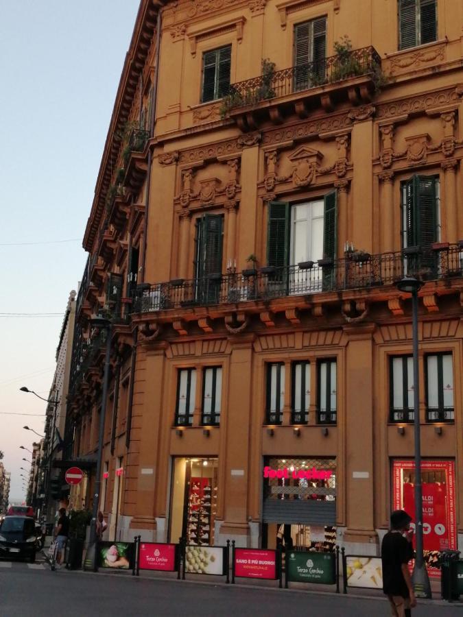 Suite Ruggero Settimo باليرمو المظهر الخارجي الصورة